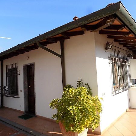 Casa Nuccia Gentili David Aparthotel Marina di Massa Luaran gambar